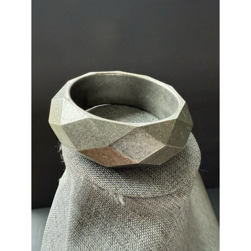 Vintage Faceted Lucite Acrylic Geometric Bracelet Chunky Wide Pewter Silver